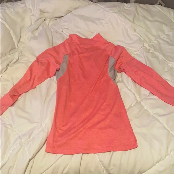 workout jacket - Picture 2 of 2